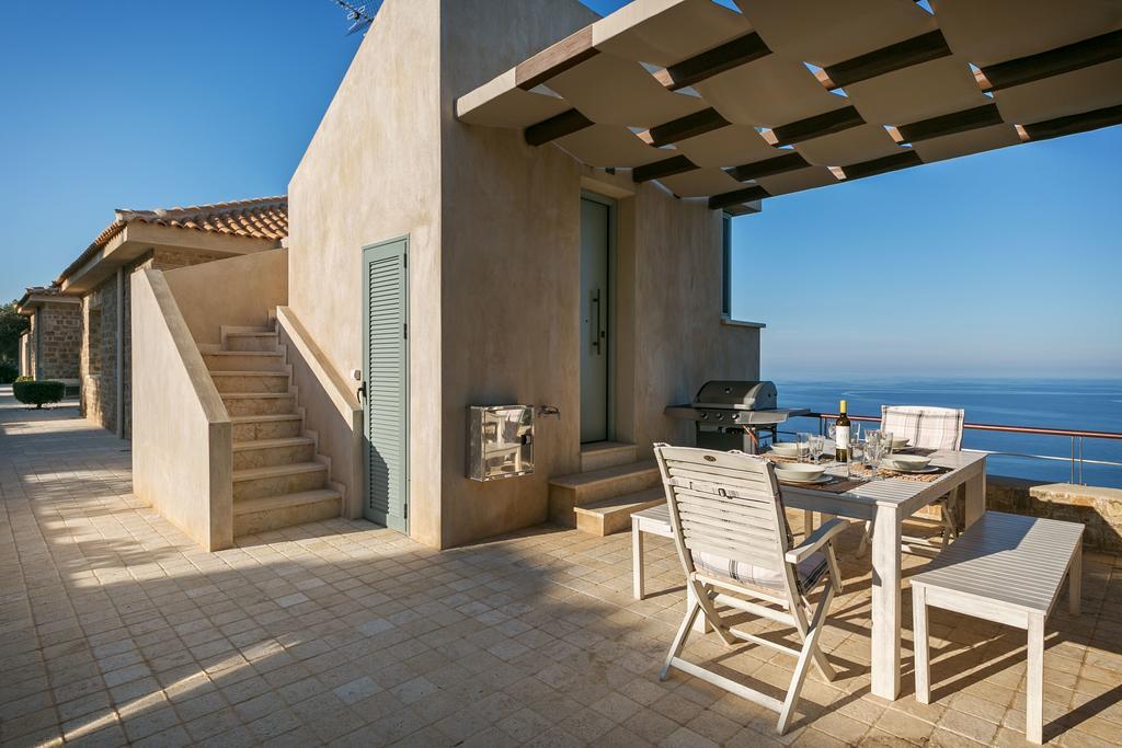 Olivia'S Villas Of Luxury Kalivia  Extérieur photo