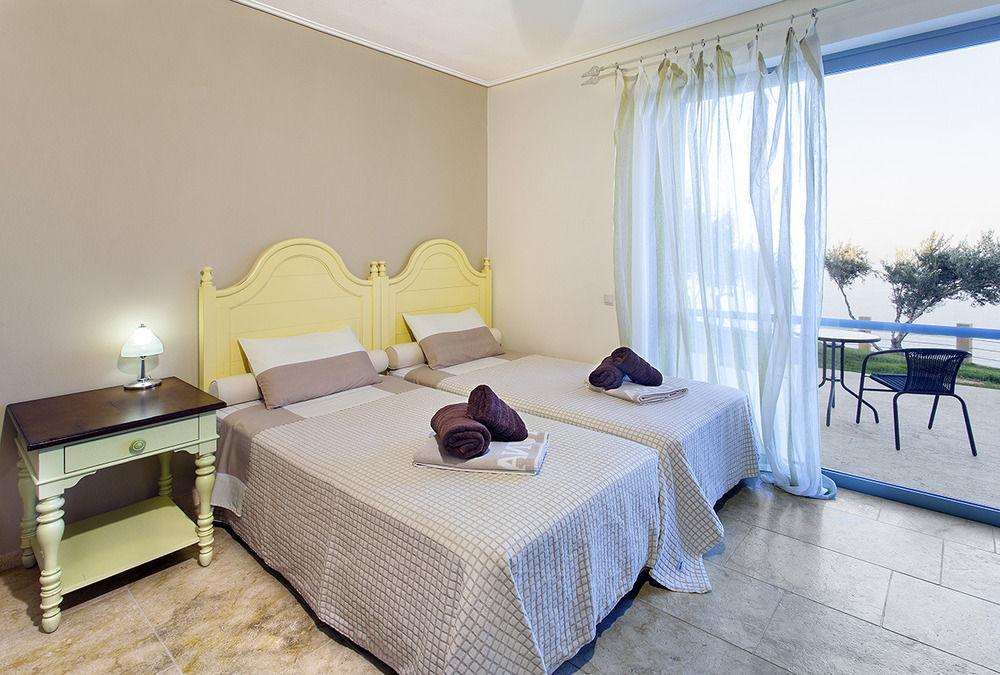 Olivia'S Villas Of Luxury Kalivia  Extérieur photo