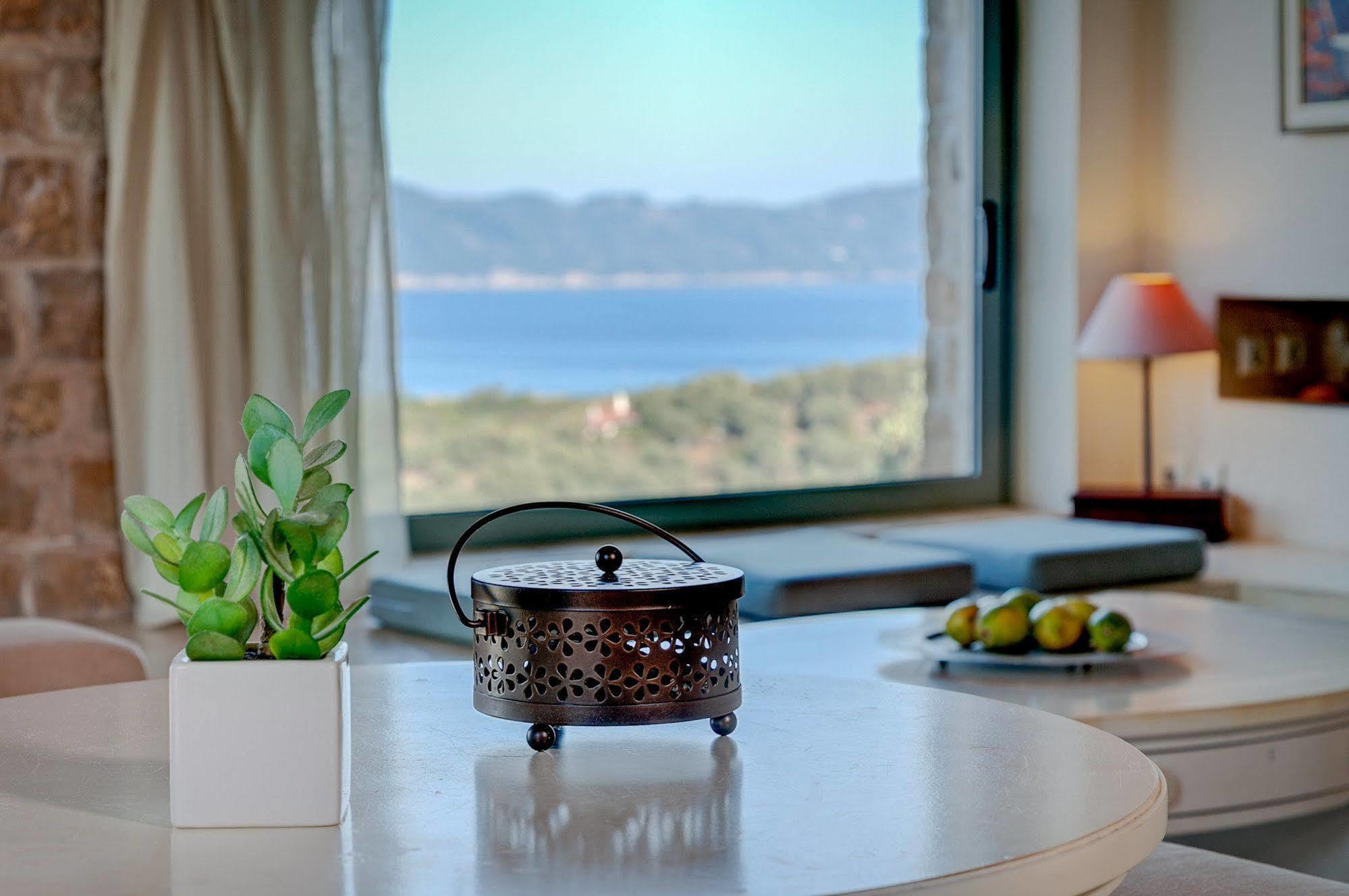 Olivia'S Villas Of Luxury Kalivia  Extérieur photo