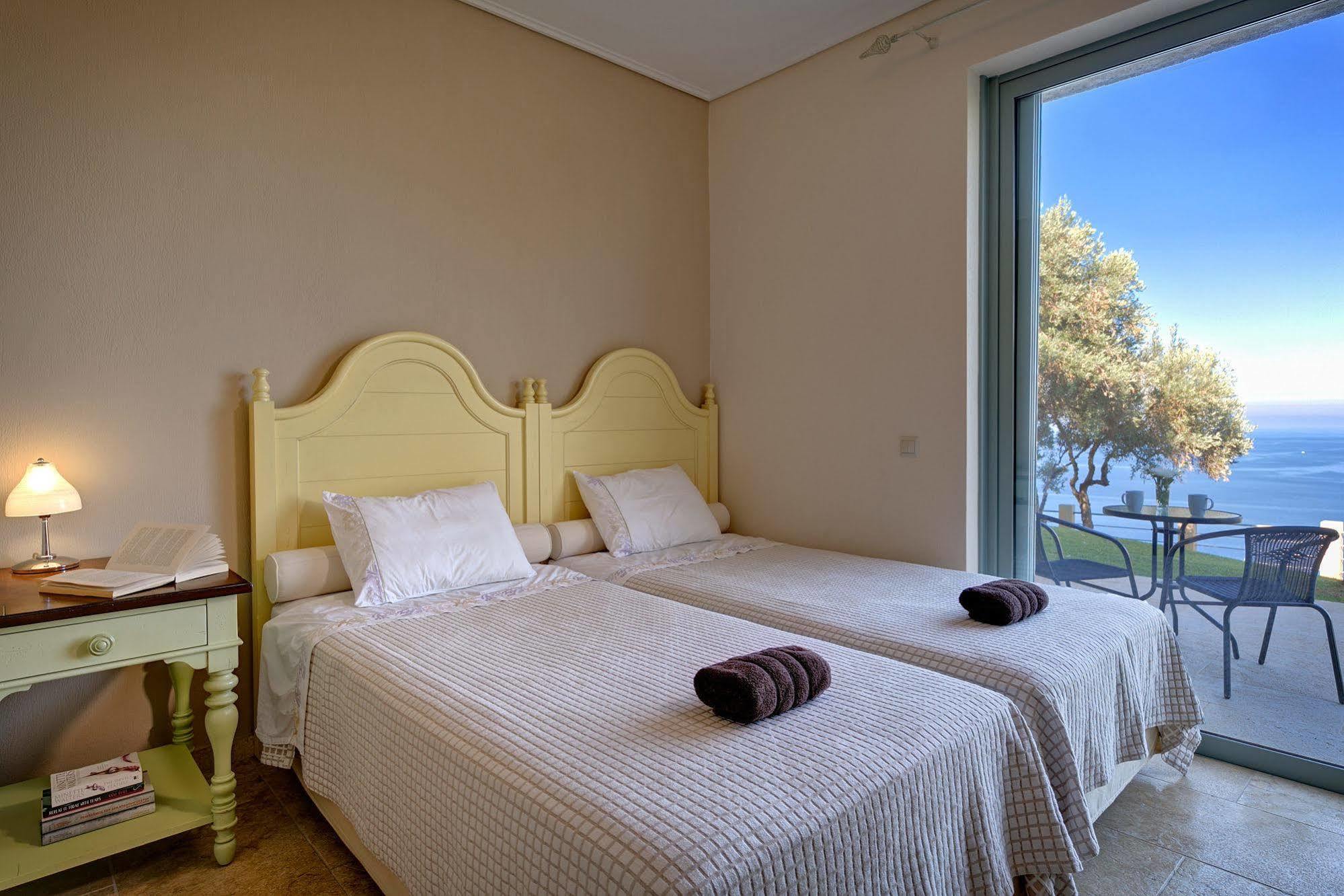 Olivia'S Villas Of Luxury Kalivia  Extérieur photo