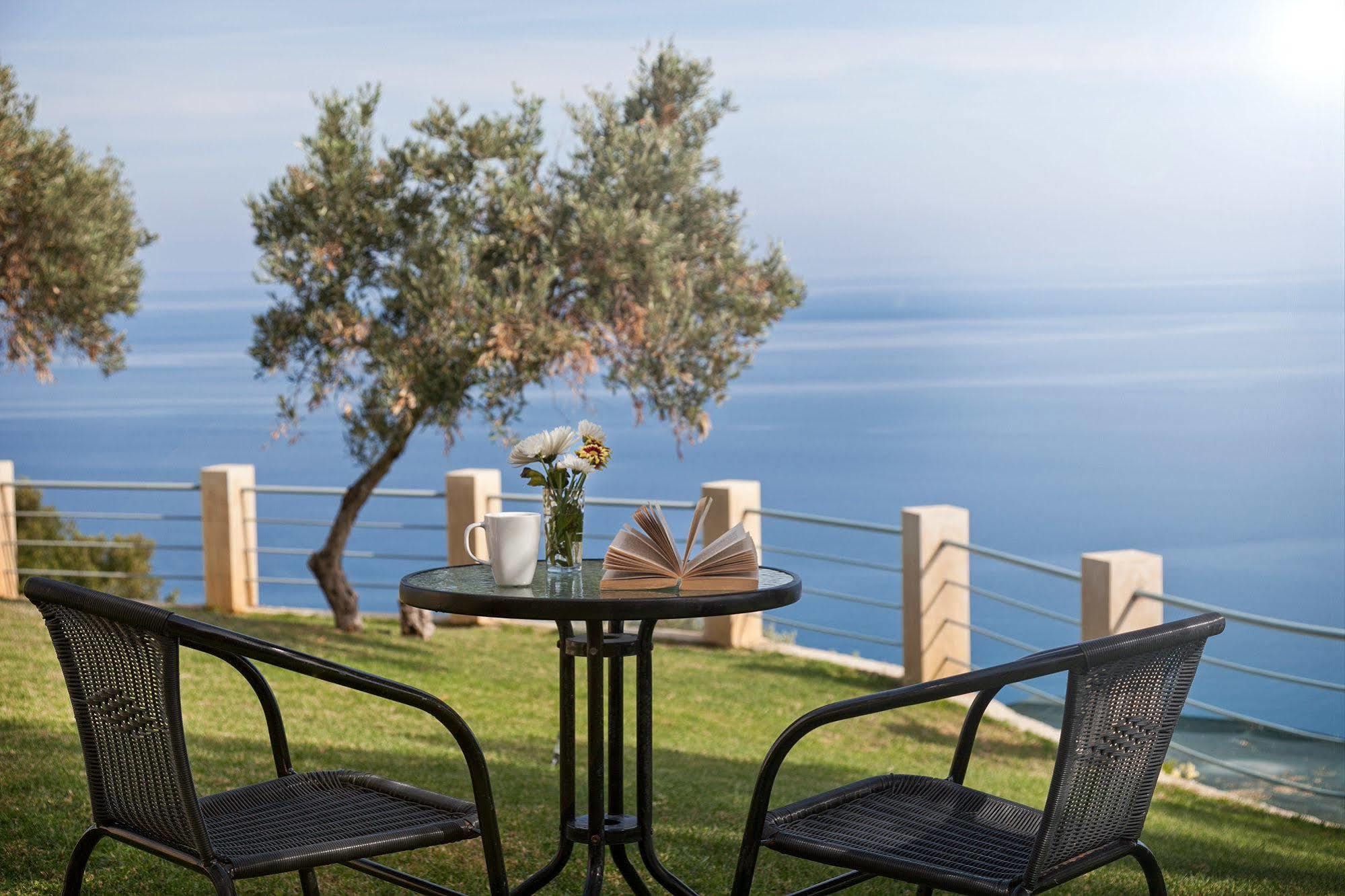 Olivia'S Villas Of Luxury Kalivia  Extérieur photo